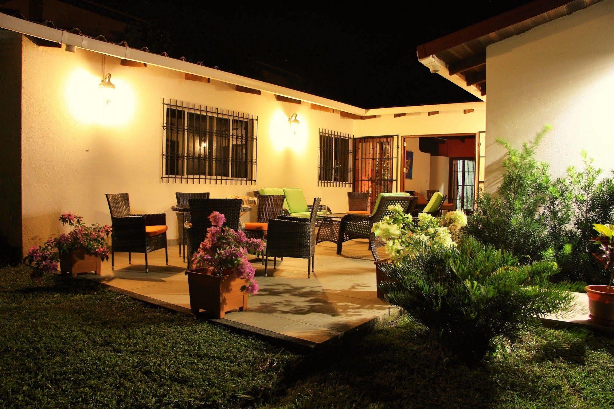 El Mirador Suites Managua Zewnętrze zdjęcie