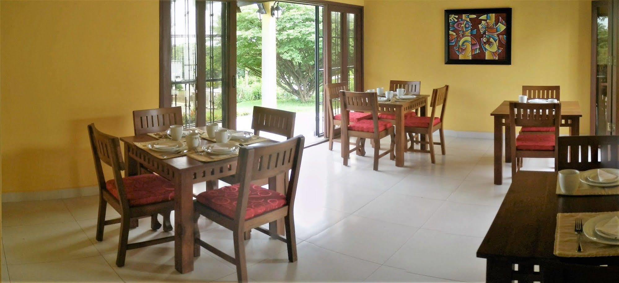 El Mirador Suites Managua Zewnętrze zdjęcie